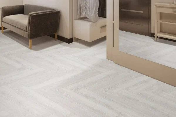 Виниловый пол Floor Factor Herringbone White Smoke Oak в Набережных Челнах