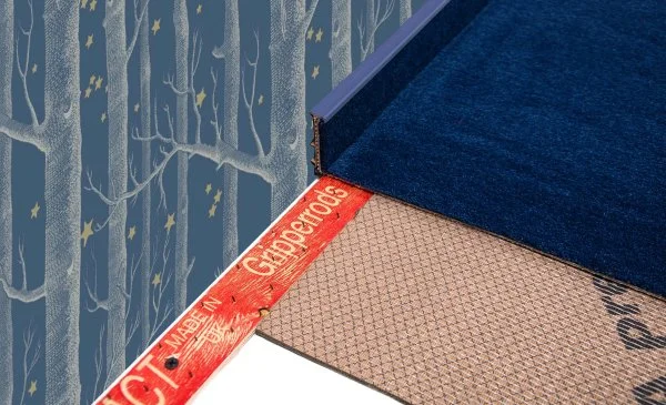 Плинтус для ковролина Korner Listwa 113 Синий 2,5м (50мм) в Набережных Челнах