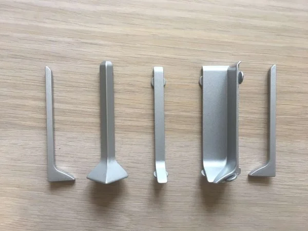 Соединитель для плинтуса ЭлитПроф Плоский 100 (Алюм) в Набережных Челнах