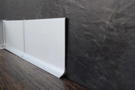 Алюминиевый плинтус ЭлитПроф Анодированный Плоский (80х11х2500 мм) в Набережных Челнах