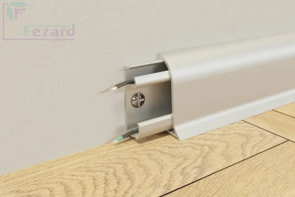 Алюминиевый плинтус Fezard Серебро 43х22х2,5м в Набережных Челнах