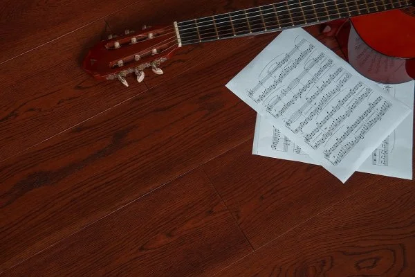 Массивная доска Аmber Wood Дуб шоколад браш лак 18*120*300-1800 мм в Набережных Челнах