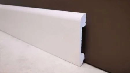 Плинтус Solid UHD 05/80 (80х13х2400 мм) в Набережных Челнах