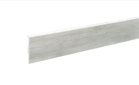 Плинтус дюрополимерный Bonkeel Дуб Северный (80х14х2000 мм) в Набережных Челнах